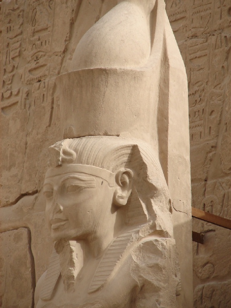 2008/03(March)/AroundTheWorld/Egypt/Karnak/800x600_Pharoh at Karnak. .jpg